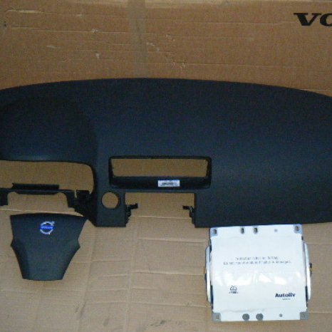 Vindem kit de airbag pentru VOLVO V50, 2010.