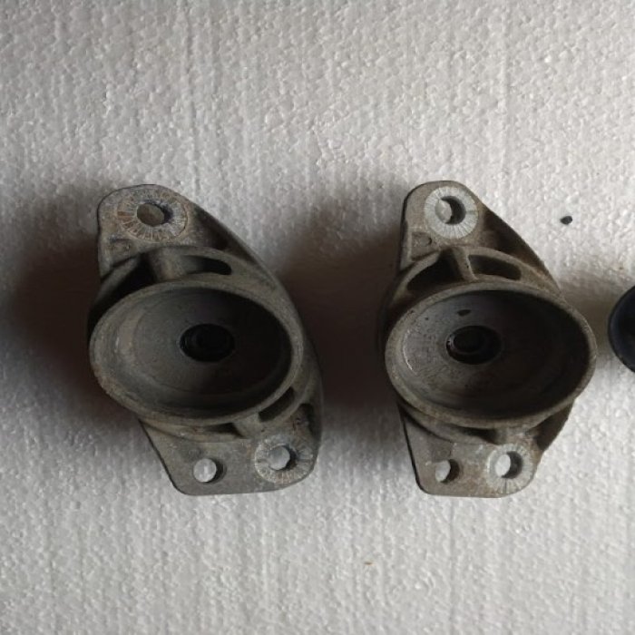 Set flanse amortizoare  spate 1K0513353G cu capac, Audi, Seat, VW